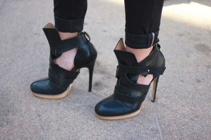 KRIS VAN ASSCHE SS2010 MULTISTRAP ANKLE BOOTS