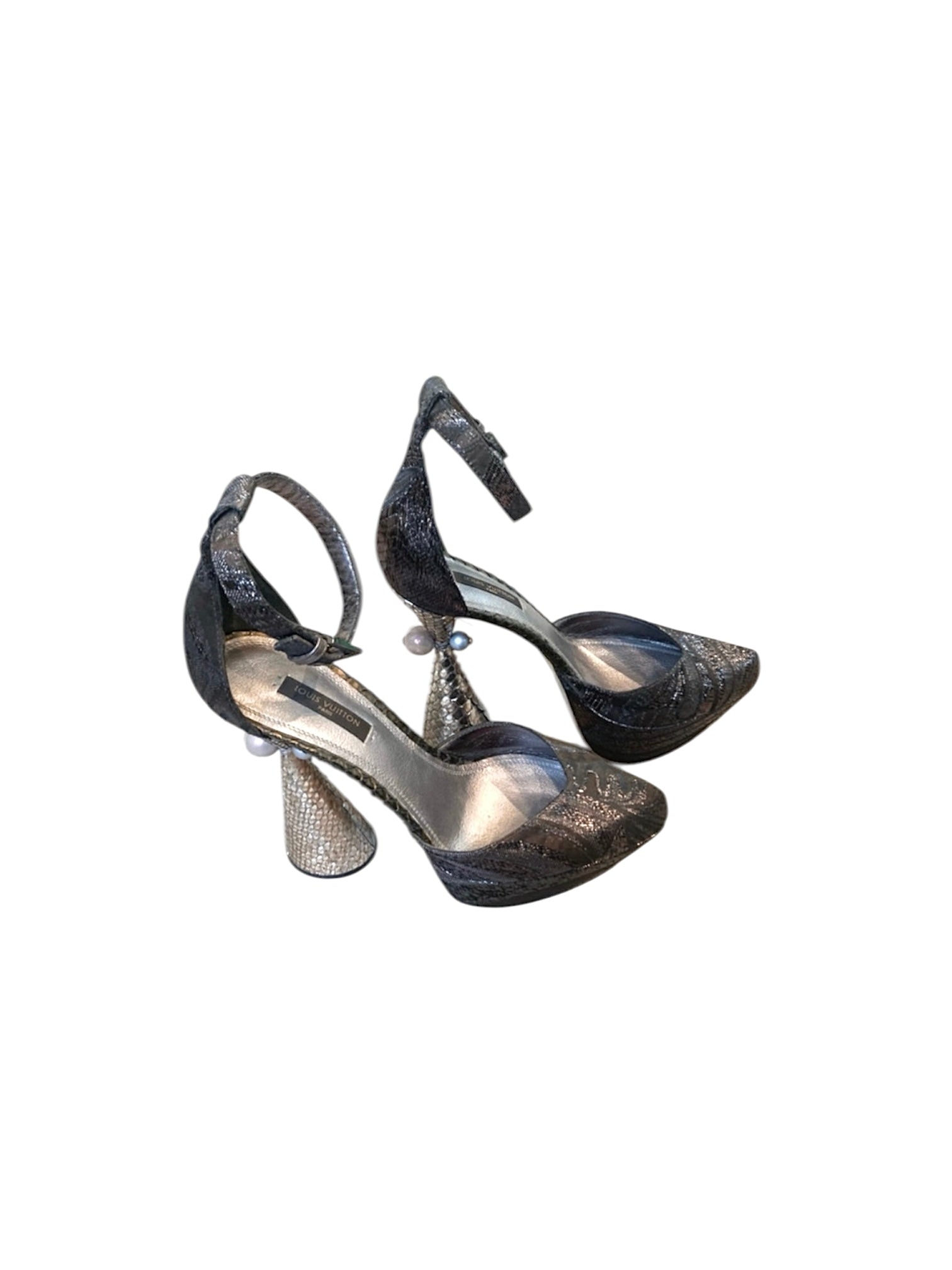 LOUIS VUITTON FALL 2009 D’ORSAY PUMPS