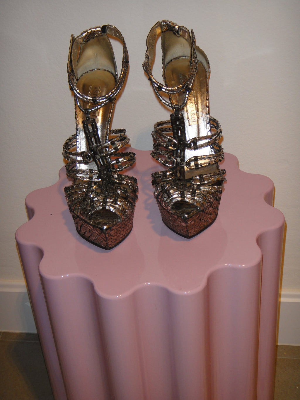 ANTONIO BERARDI 2008 "NO HEEL"