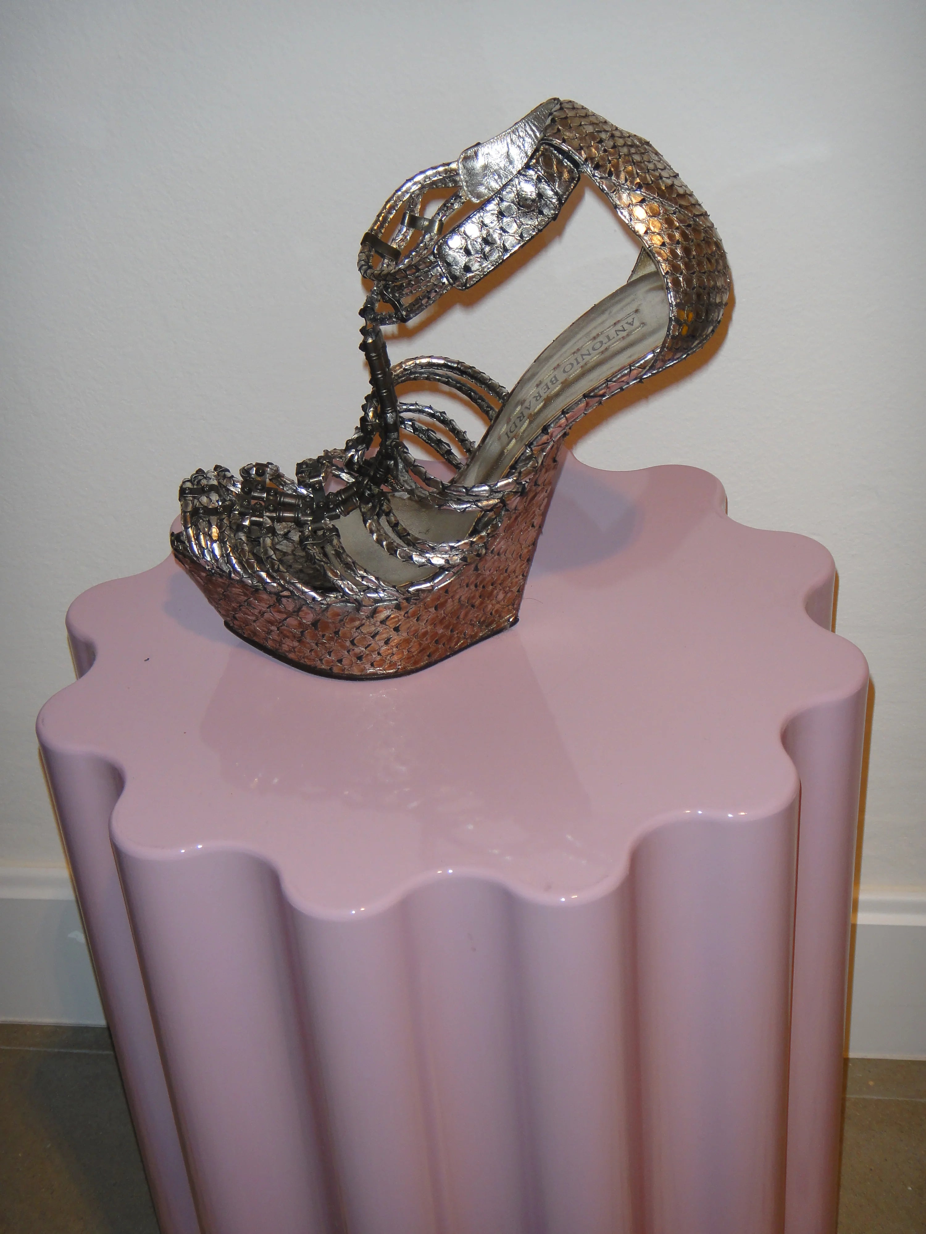 ANTONIO BERARDI 2008 "NO HEEL"